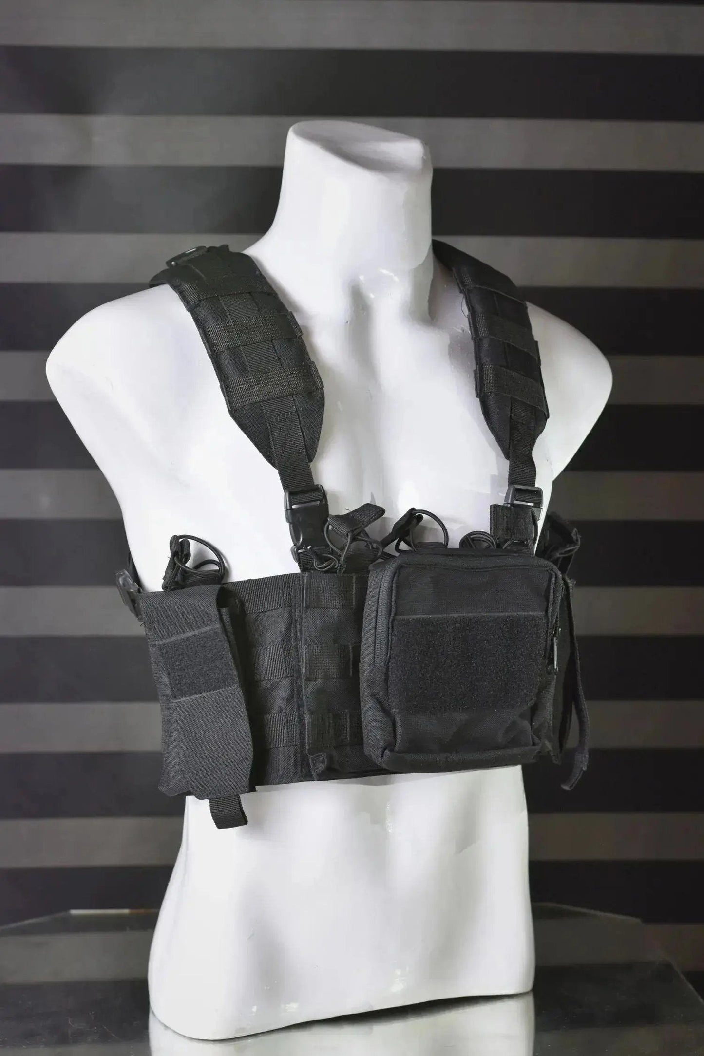 15x Raider Chest Rig - Tactical Load Bearing Platform | Specter Defense EU | Free Shipping - specter defense